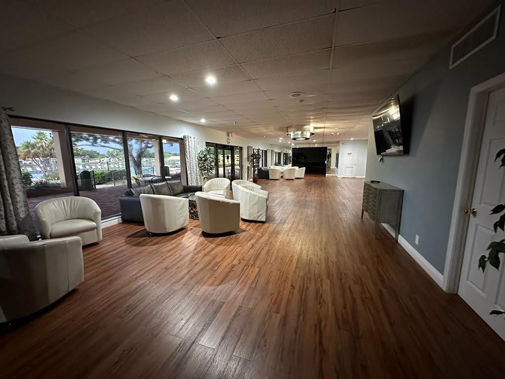 100 Berkley Road, Unit 109 Hollywood, FL 33024 - Photo 46 of 54 Club House Lobby