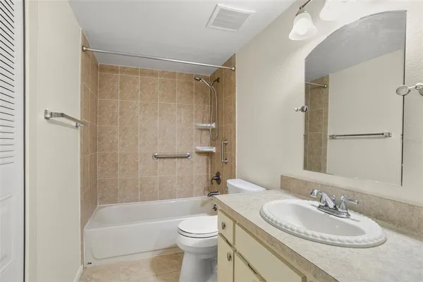 a view of a tennis court