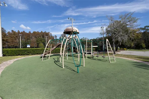 $180,000 | 3399 Mermoor Drive, Unit 207, Palm Harbor, FL 34685