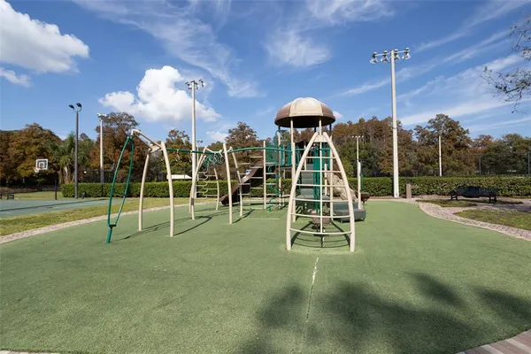 $180,000 | 3399 Mermoor Drive, Unit 207, Palm Harbor, FL 34685