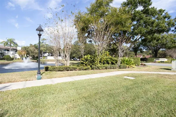 $180,000 | 3399 Mermoor Drive, Unit 207, Palm Harbor, FL 34685