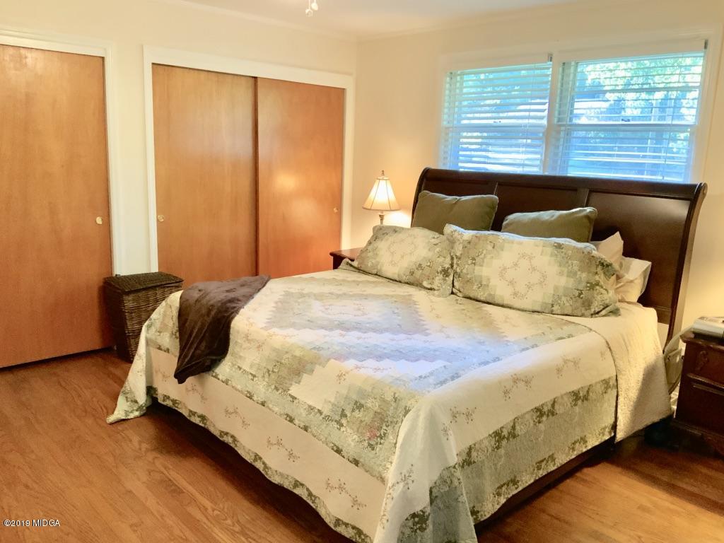 797 Windsor Road Macon, GA 31204 - Photo 10 of 18 Master Bedroom