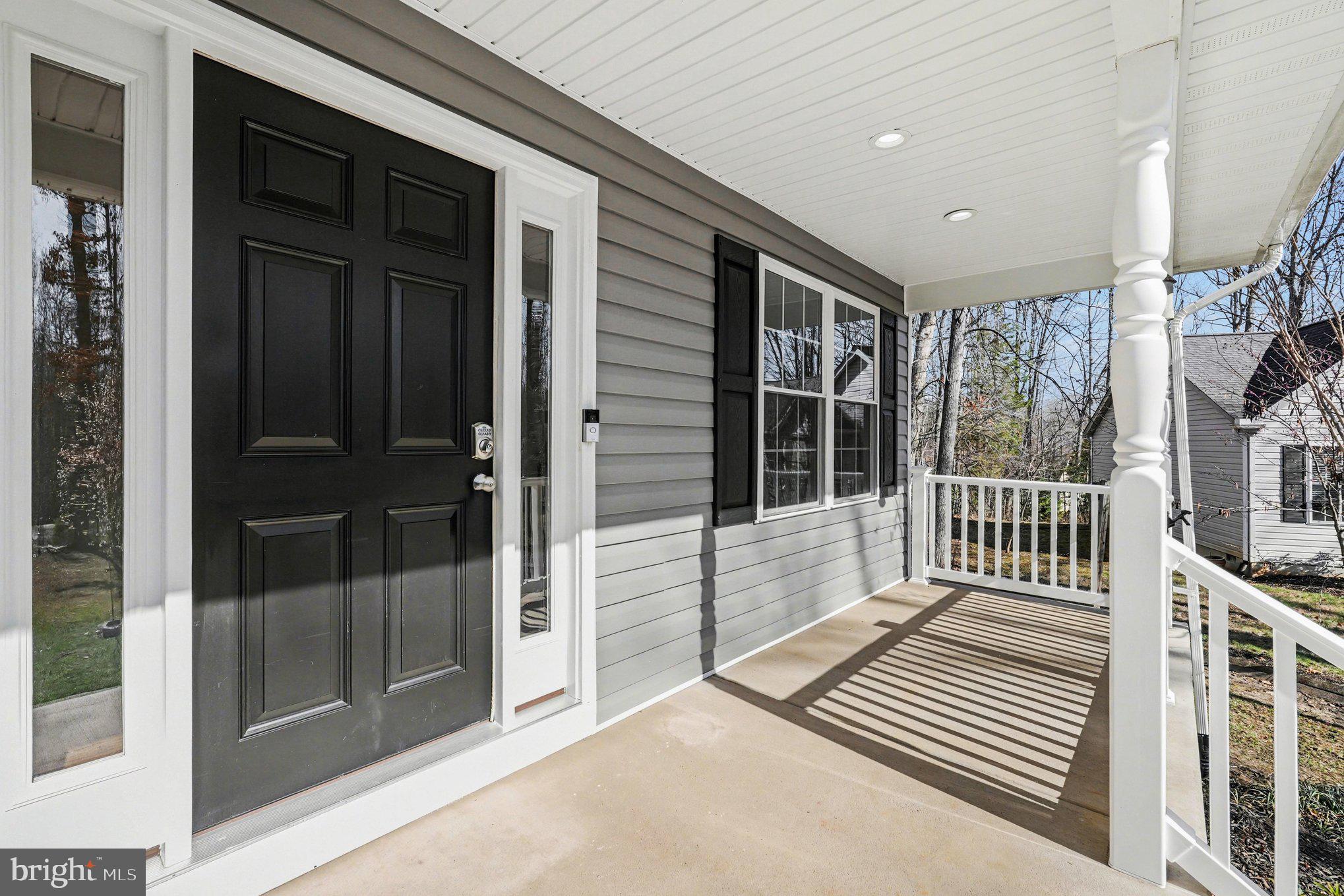 117 Butler Circle Locust Grove, VA 22508 - Photo 5 of 35 a view of a balcony