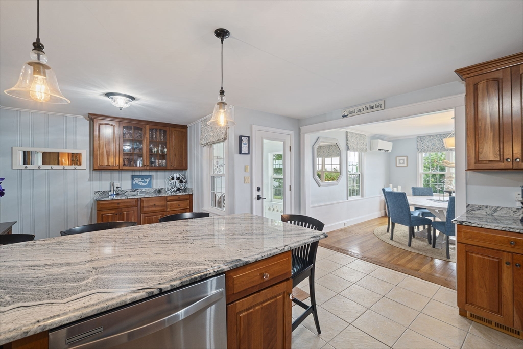 11 Boles Road Marshfield, MA 02050 - Photo 10 of 39