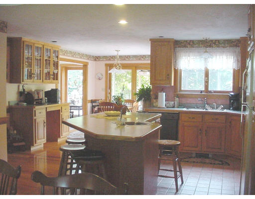 86 Stiles Road Boylston, MA 01505 - Photo 4 of 8 Gallery Image 4