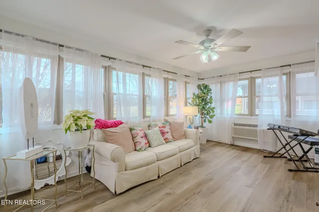 $379,000 | 7808 Creed Way, Knoxville, TN 37938