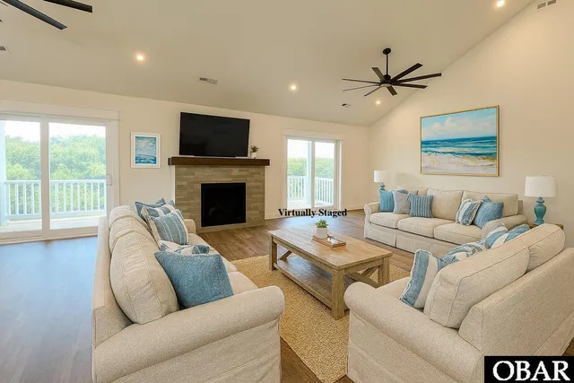 $2,300,000 | 834 Hunt Club Drive, Corolla, NC 27927