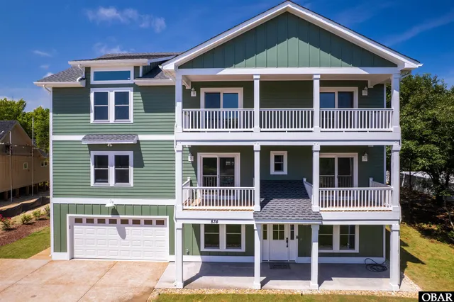 $2,300,000 | 834 Hunt Club Drive, Corolla, NC 27927