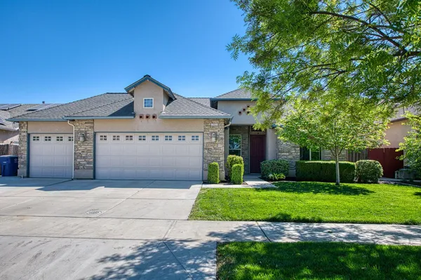 $535,000 | 2952 25th Avenue, Kingsburg, CA 93631