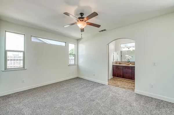 $535,000 | 2952 25th Avenue, Kingsburg, CA 93631