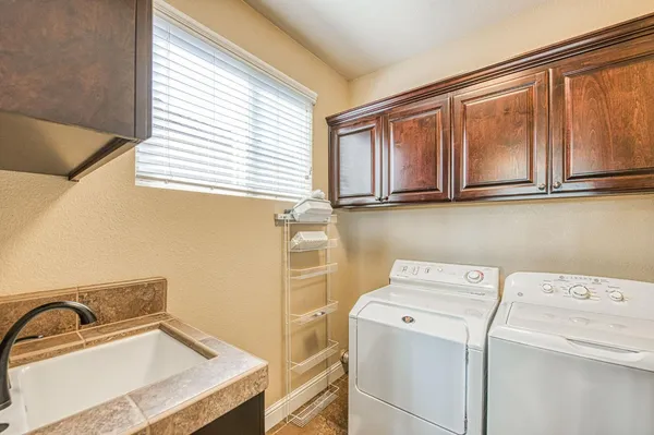 $535,000 | 2952 25th Avenue, Kingsburg, CA 93631