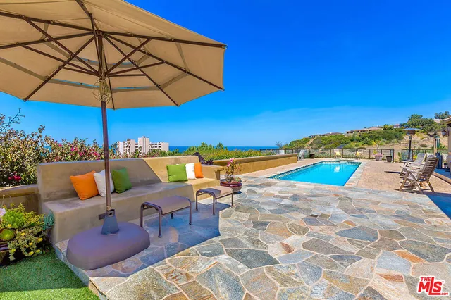 a view of outdoor space yard and patio