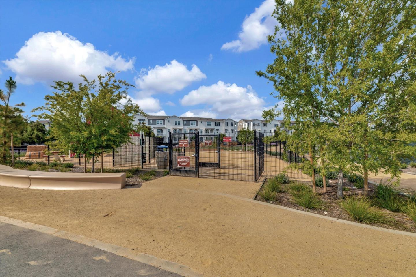 1480 Bond Street Milpitas, CA 95035 - Photo 44 of 51 a view of a basketball court
