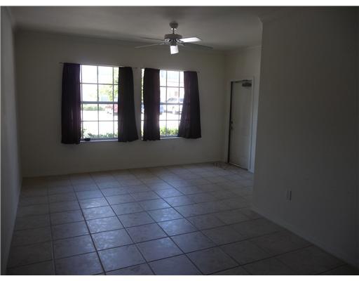 247 Southeast Kitching Circle, Unit 247 Stuart, FL 34994 - Photo 4 of 6 Additional Photo
