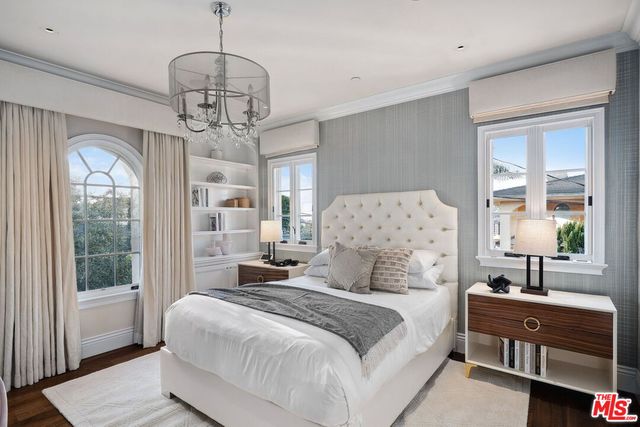 $6,795,000 | 6882 Arizona Avenue, Los Angeles, CA 90045