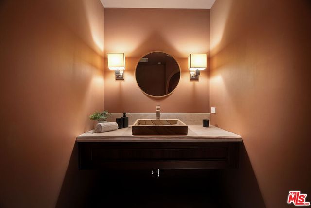 $6,795,000 | 6882 Arizona Avenue, Los Angeles, CA 90045