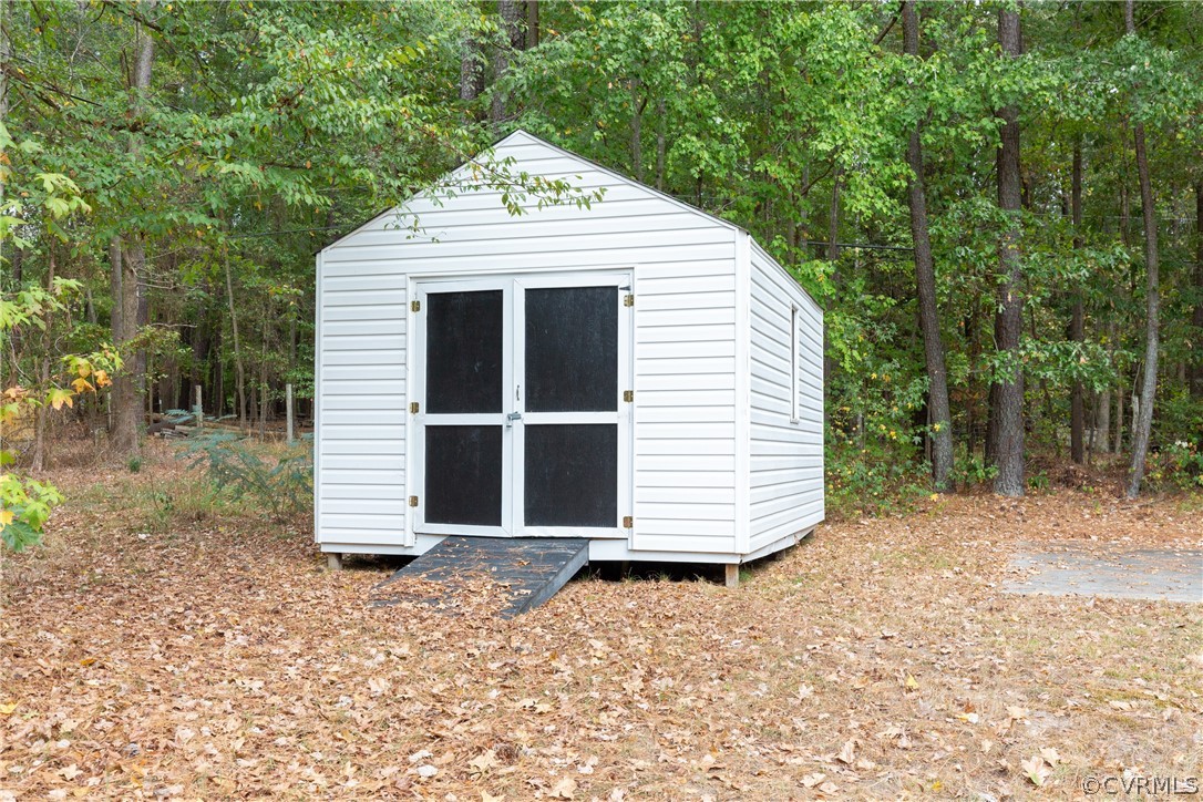 3561 Markey Road Midlothian, VA 23112 - Photo 46 of 48 a view of a house with a yard