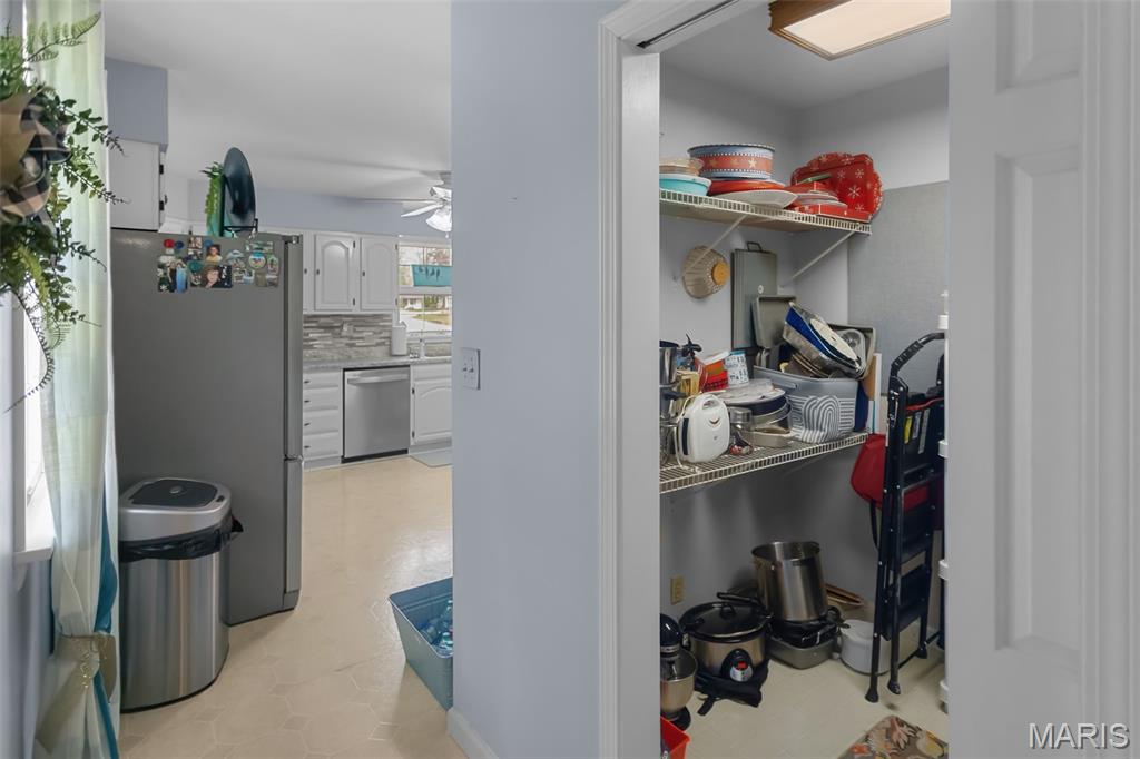 2430 North Rodgers Avenue Alton, IL 62002 - Photo 20 of 59