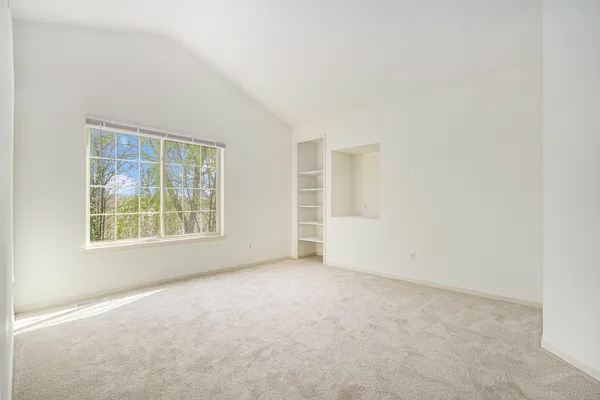 $3,100 | 5913 Lafayette Lane, Ann Arbor, MI 48103