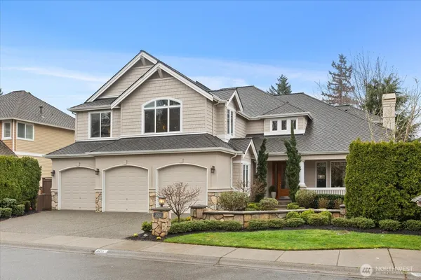 $3,250,000 | 2211 204th Place Northeast, Sammamish, WA 98074