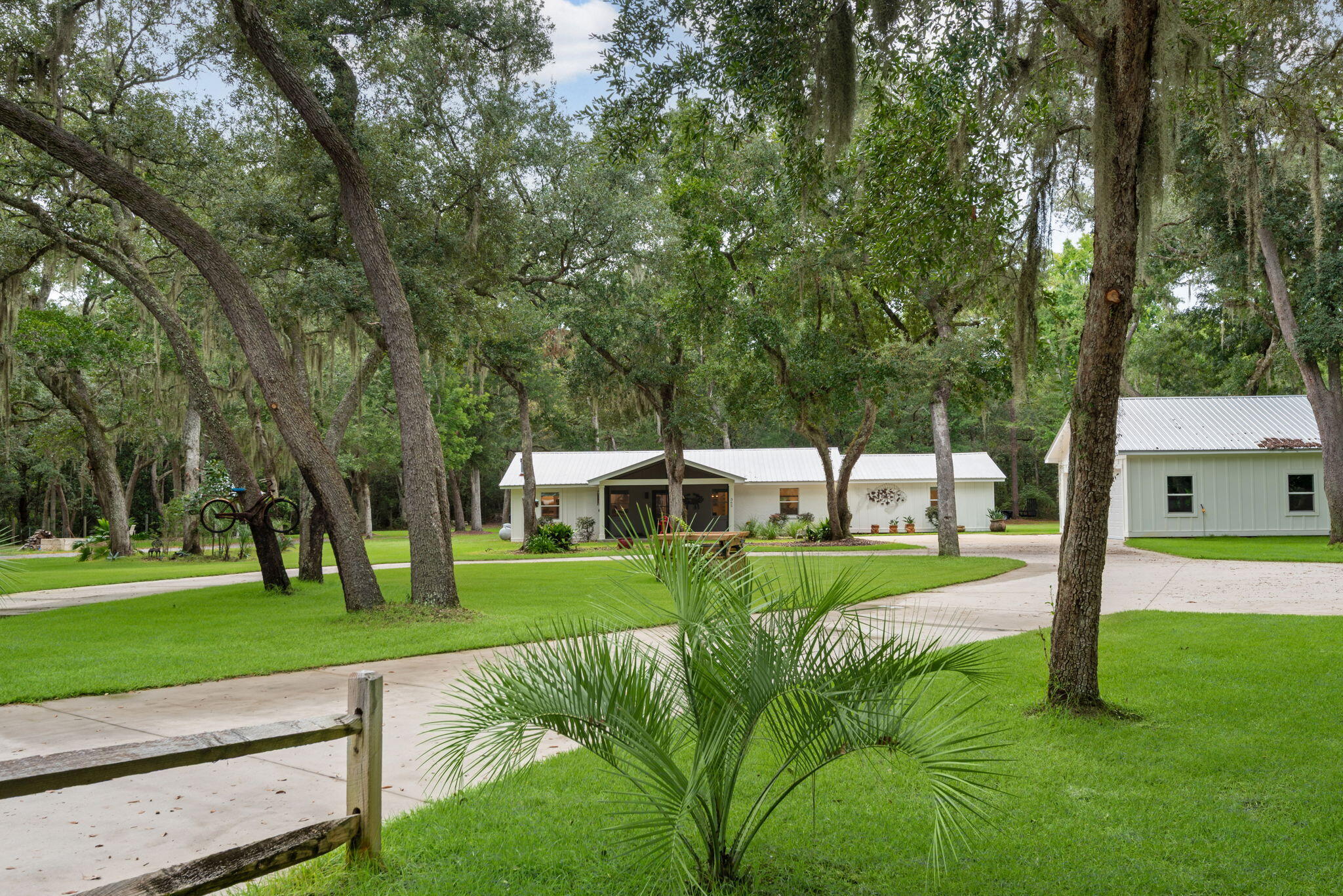 362 Red Barn Road Freeport, FL 32439 - Photo 65 of 74 63-362_Red_Barn_Rd_20260904_309