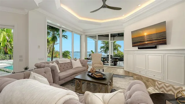 $9,000,000 | 1418 John Ringling Parkway, Sarasota, FL 34236