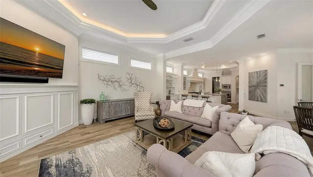 $9,000,000 | 1418 John Ringling Parkway, Sarasota, FL 34236