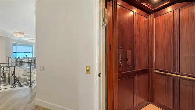 $8,500,000 | 1418 John Ringling Parkway, Sarasota, FL 34236