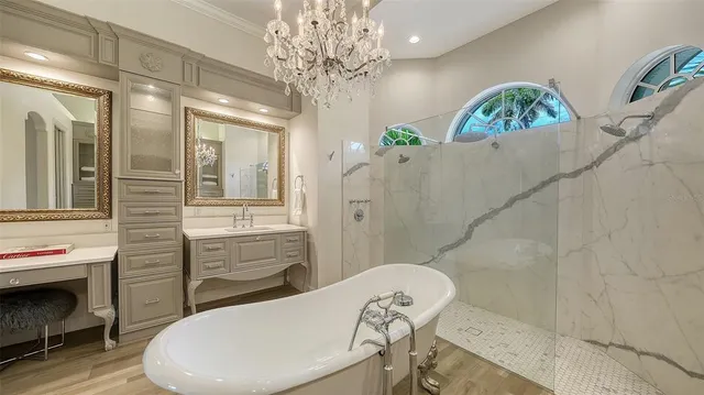 $9,000,000 | 1418 John Ringling Parkway, Sarasota, FL 34236