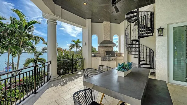 $9,000,000 | 1418 John Ringling Parkway, Sarasota, FL 34236