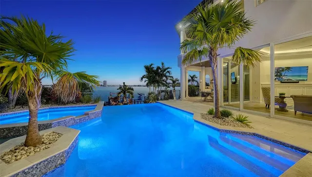 $9,000,000 | 1418 John Ringling Parkway, Sarasota, FL 34236