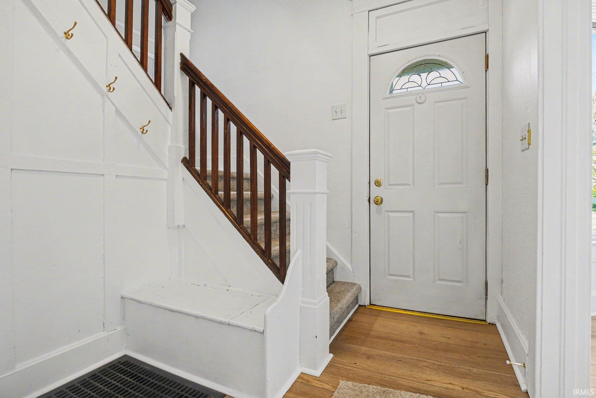 611 Bower Street Elkhart, IN 46514 - Photo 9 of 28