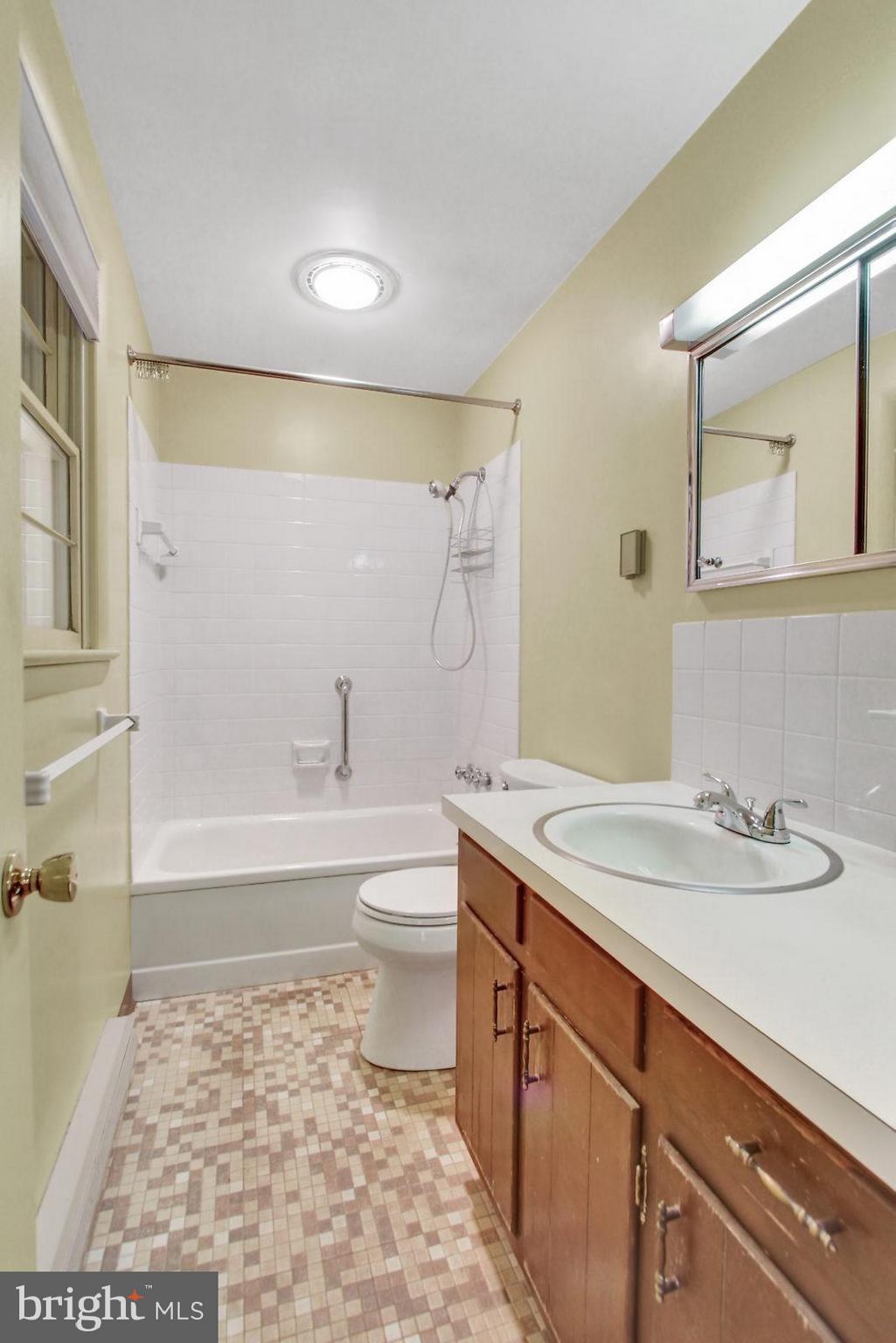 2684 Forest Road York, PA 17402 - Photo 14 of 28 Gallery Image 14