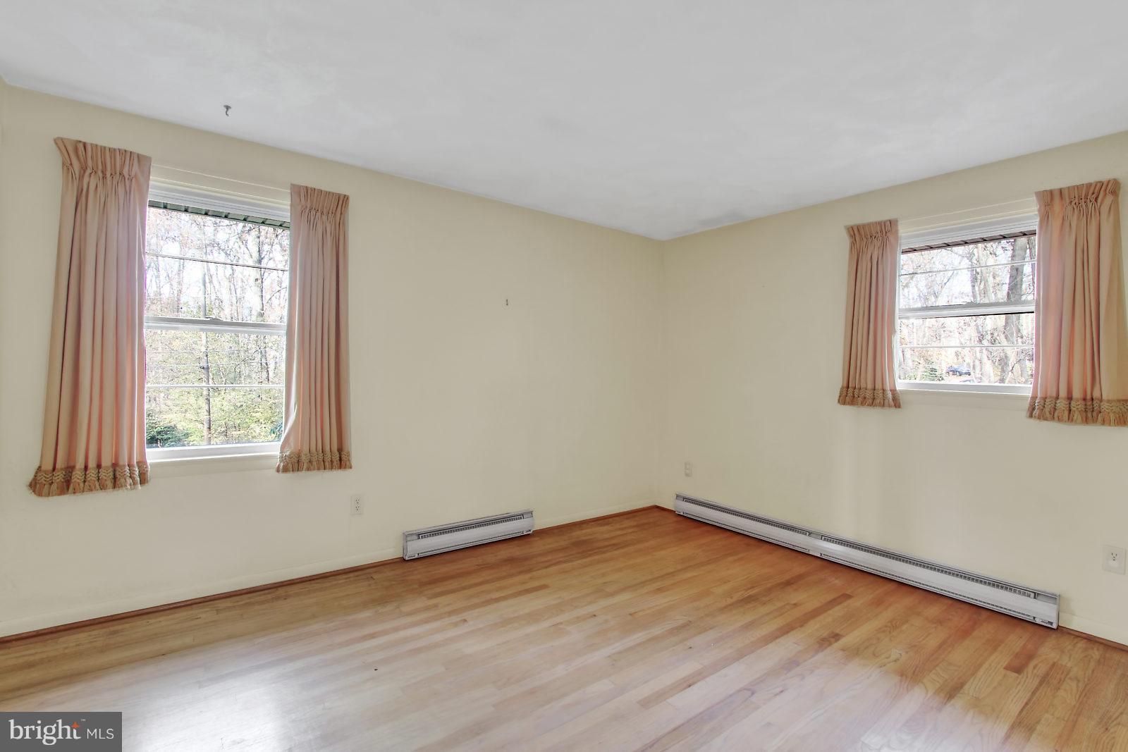 2684 Forest Road York, PA 17402 - Photo 15 of 28 Gallery Image 15