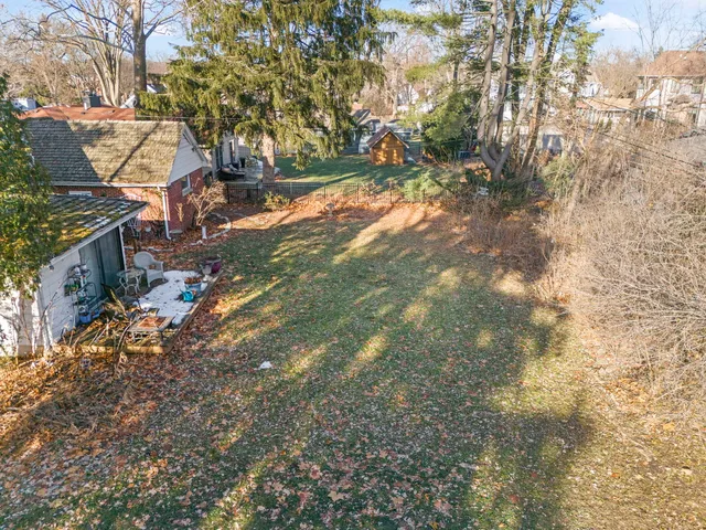 $500,000 | 345 Woodstock Avenue, Glen Ellyn, IL 60137