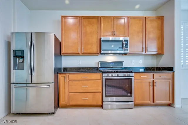 $2,600 | 149 Sand Lake Street, Henderson, NV 89074