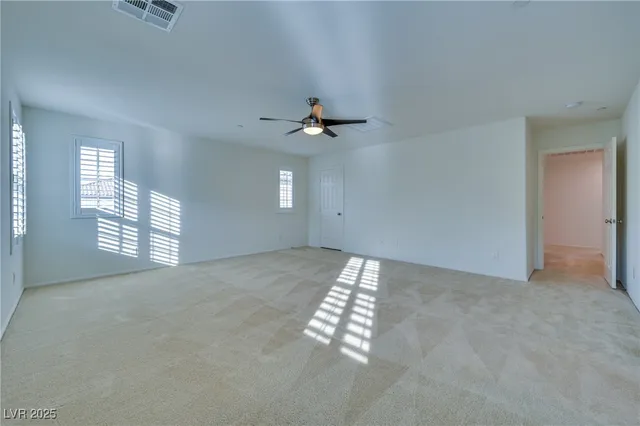 $2,600 | 149 Sand Lake Street, Henderson, NV 89074