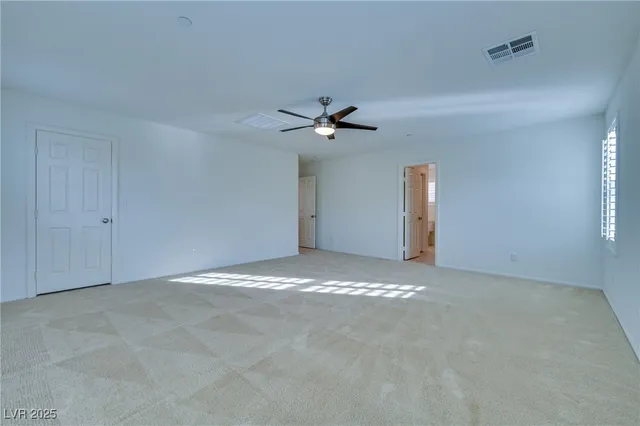 $2,600 | 149 Sand Lake Street, Henderson, NV 89074