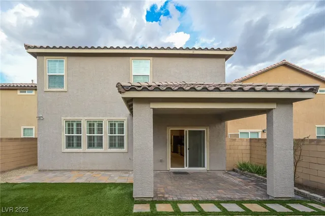 $2,600 | 149 Sand Lake Street, Henderson, NV 89074