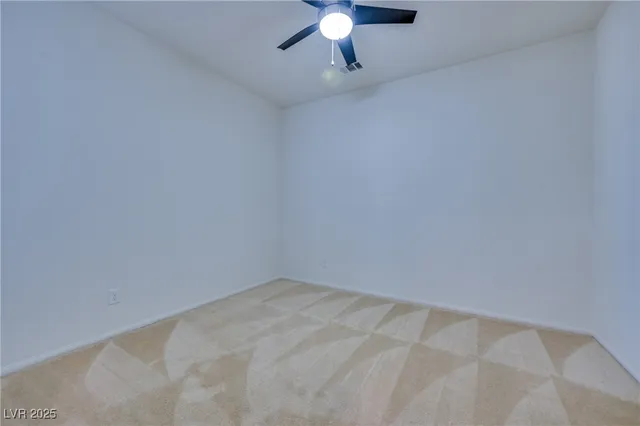 $2,600 | 149 Sand Lake Street, Henderson, NV 89074