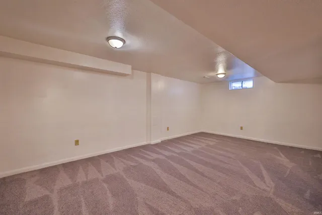 $249,900 | 4435 Lower Huntington Road, Fort Wayne, IN 46809