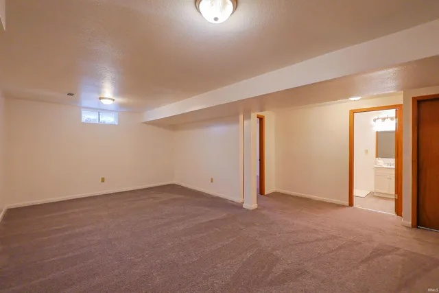 $249,900 | 4435 Lower Huntington Road, Fort Wayne, IN 46809