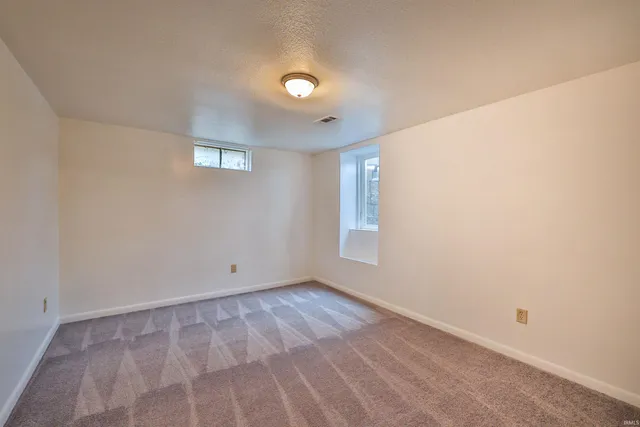 $249,900 | 4435 Lower Huntington Road, Fort Wayne, IN 46809