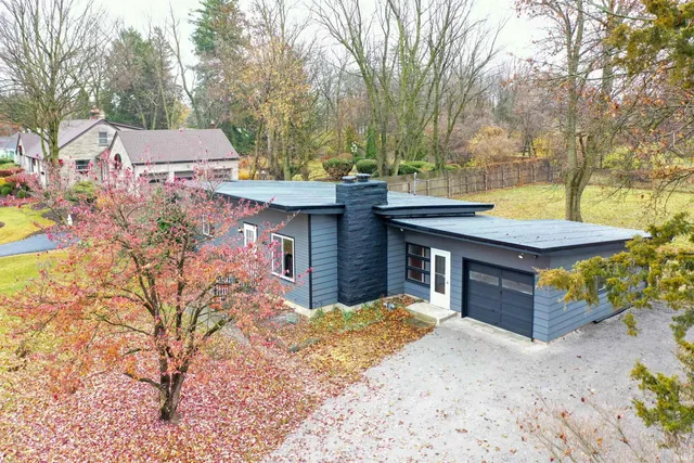 $249,900 | 4435 Lower Huntington Road, Fort Wayne, IN 46809