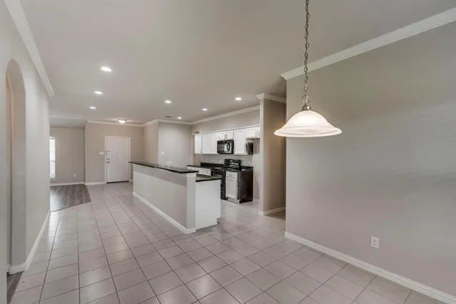 $2,500 | 535 Cottonview Drive, Waxahachie, TX 75165