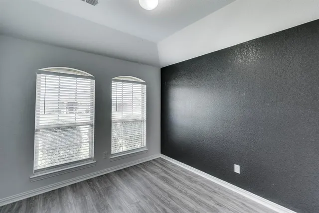 $2,500 | 535 Cottonview Drive, Waxahachie, TX 75165