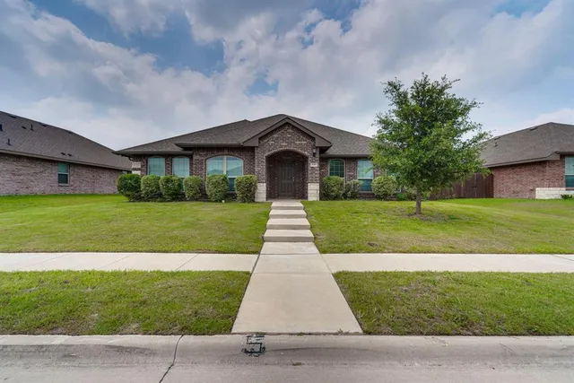 $2,500 | 535 Cottonview Drive, Waxahachie, TX 75165