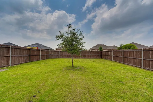 $2,500 | 535 Cottonview Drive, Waxahachie, TX 75165