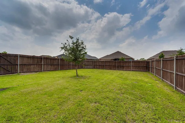 $2,500 | 535 Cottonview Drive, Waxahachie, TX 75165