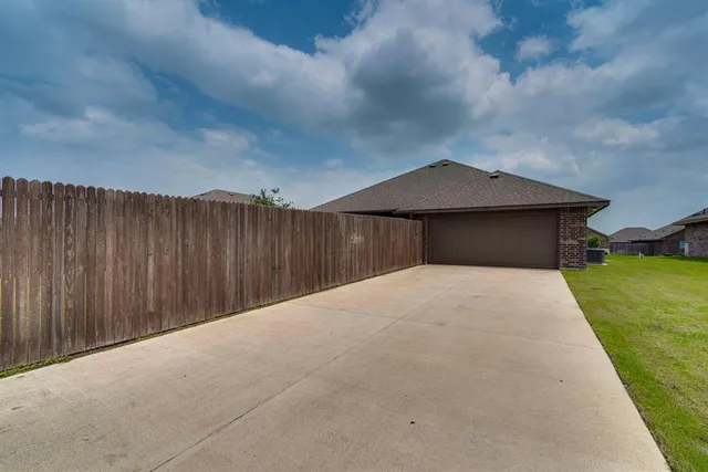 $2,500 | 535 Cottonview Drive, Waxahachie, TX 75165